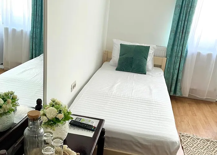 Guest house Macris 4*